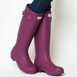 Hunter tall boots matte purple size 9